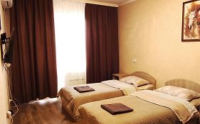Василя Стуса 10 City Rooms